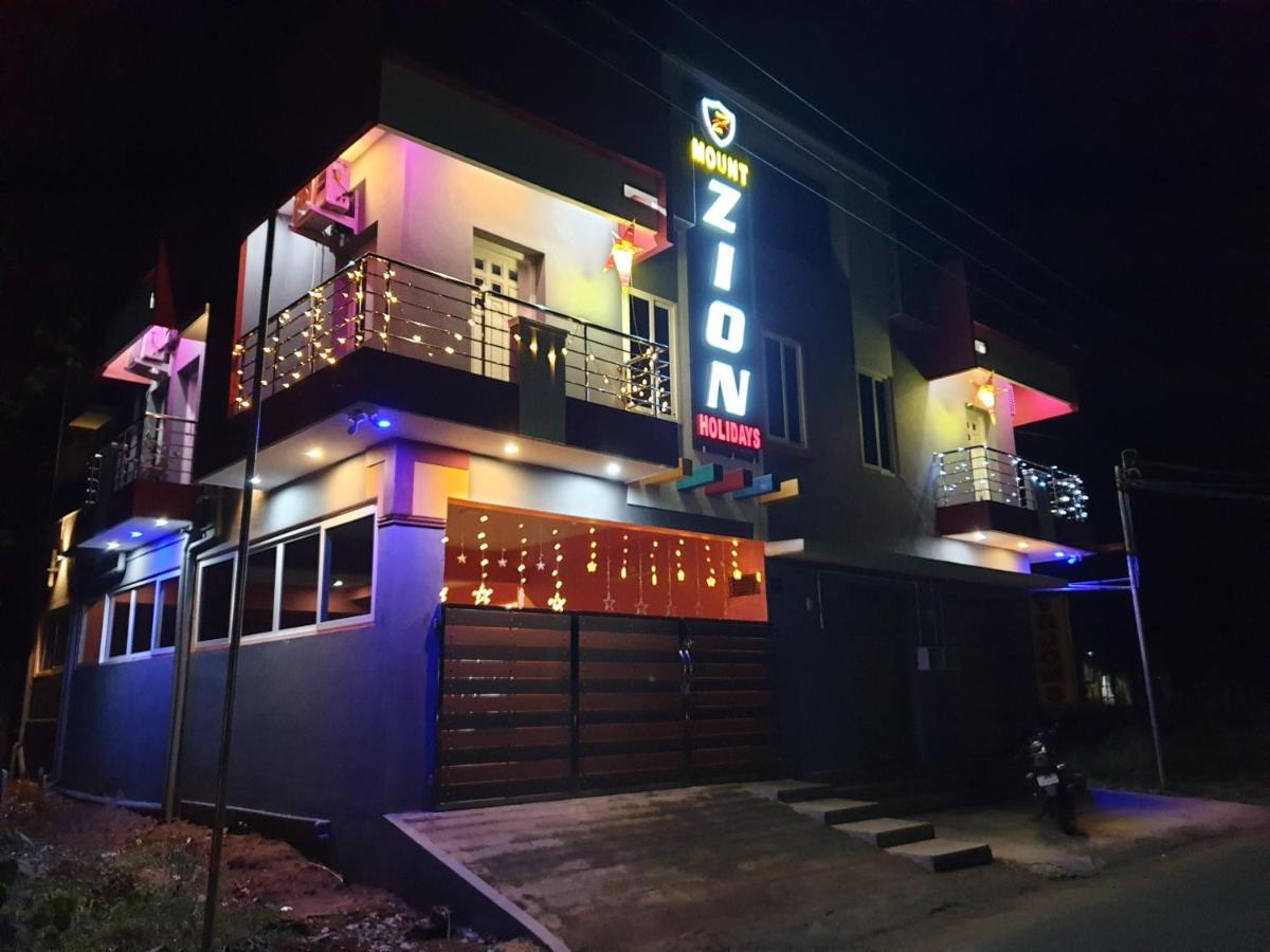 Mount Zion Holidays Hotel Kuttālam Exterior photo