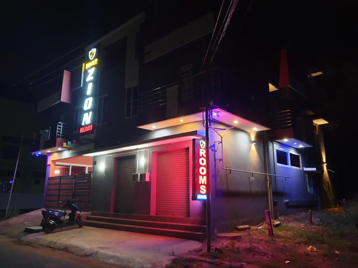 Mount Zion Holidays Hotel Kuttālam Exterior photo
