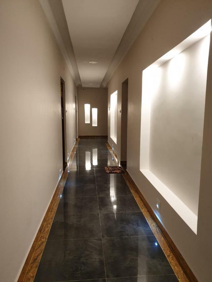 Mount Zion Holidays Hotel Kuttālam Exterior photo