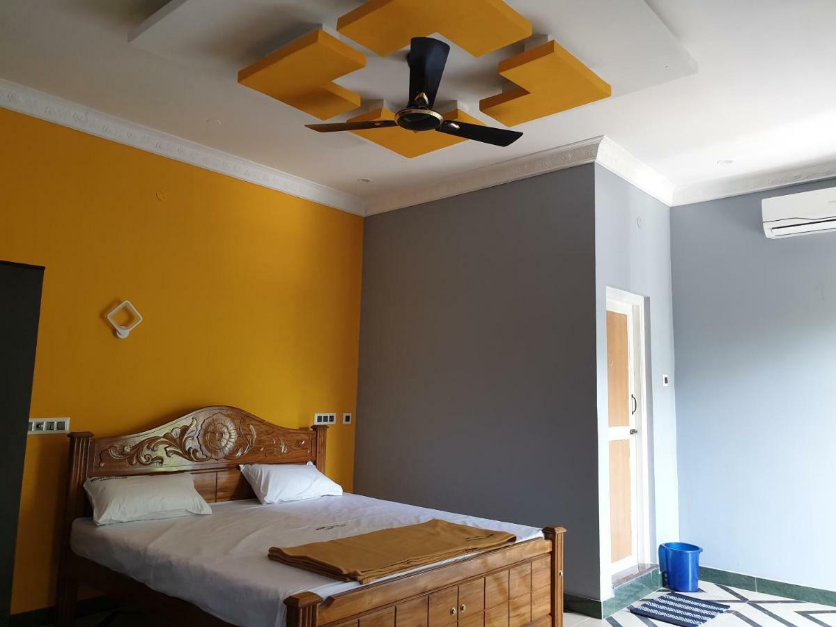 Mount Zion Holidays Hotel Kuttālam Exterior photo