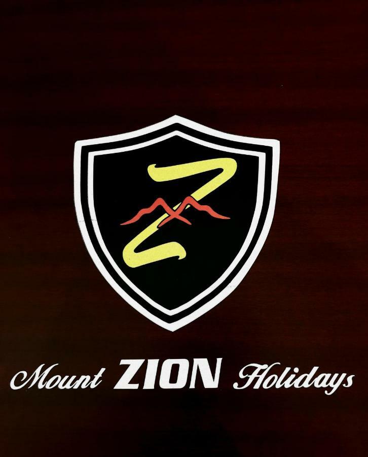 Mount Zion Holidays Hotel Kuttālam Exterior photo